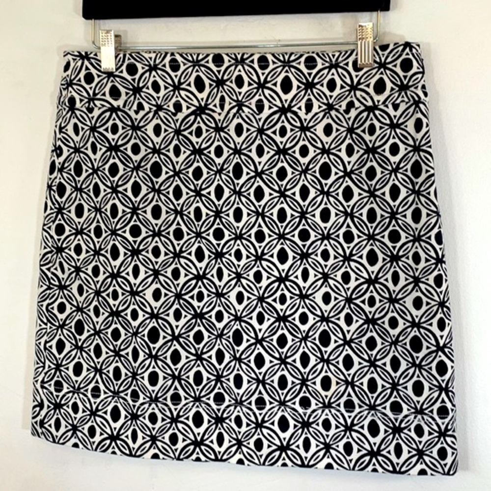 Talbots Geometric Print Women’s Size 10 Black & White Side Zip Lined Skirt